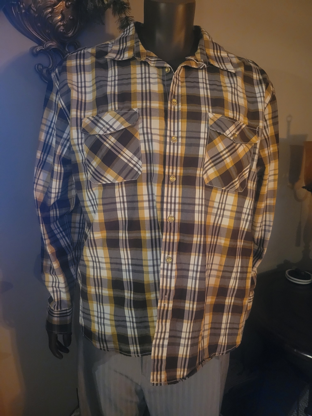 OLD SKOOL Plaid Button-Down Shirt in Yellow, White & Black
